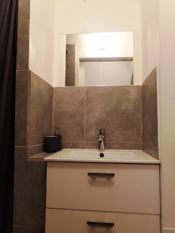 Cordeliers Jordans Flat City Centre Historique Apartment Dijon Bagian luar foto